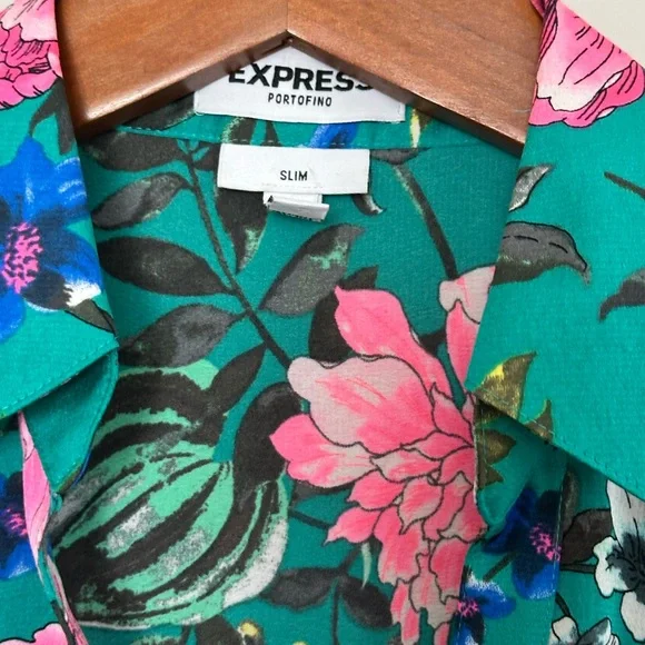 [•Express•] Floral Sleeveless Green Top - Picture 6 of 6